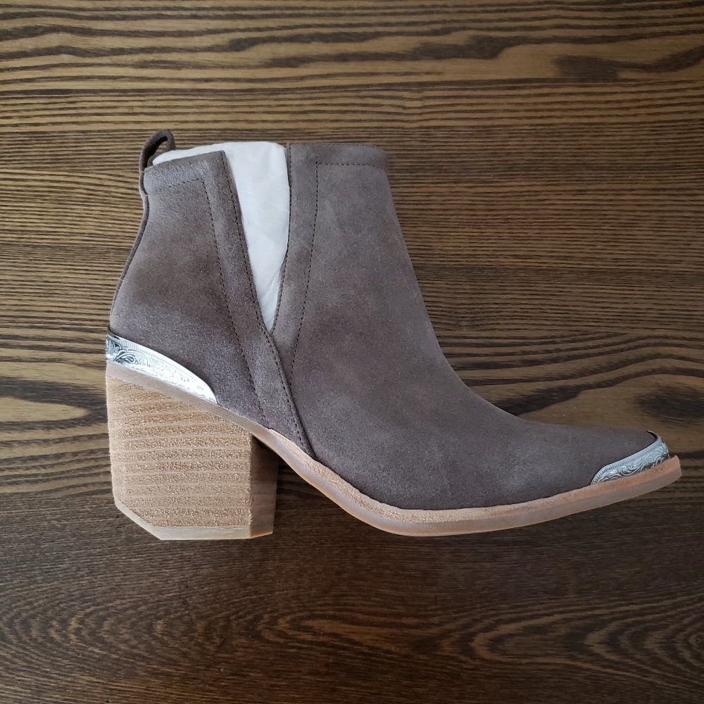 Jeffrey Campbell Cromwell Suede Boot - Taupe - Picture 3 of 4